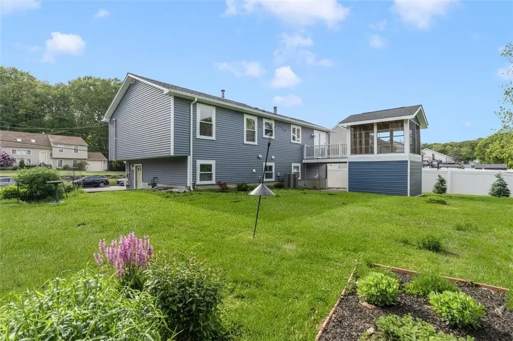 151 Mohawk Trail Cranston RI 02921