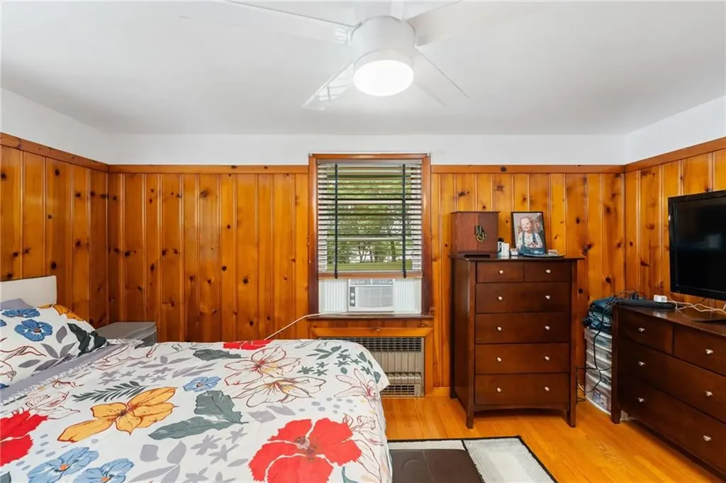2 Glen Drive Warwick RI 02889