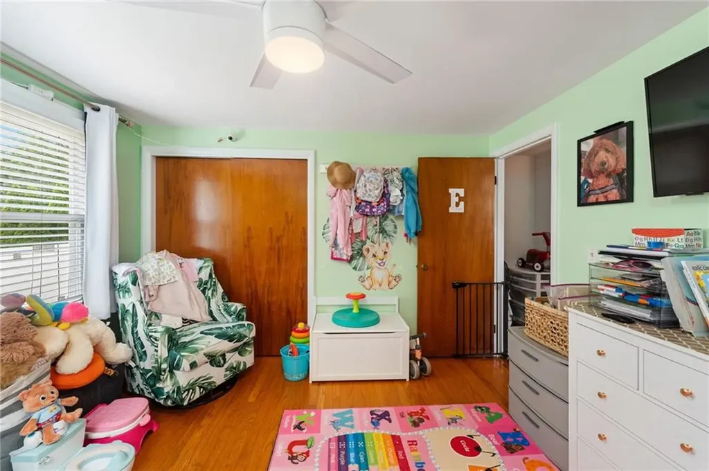 2 Glen Drive Warwick RI 02889