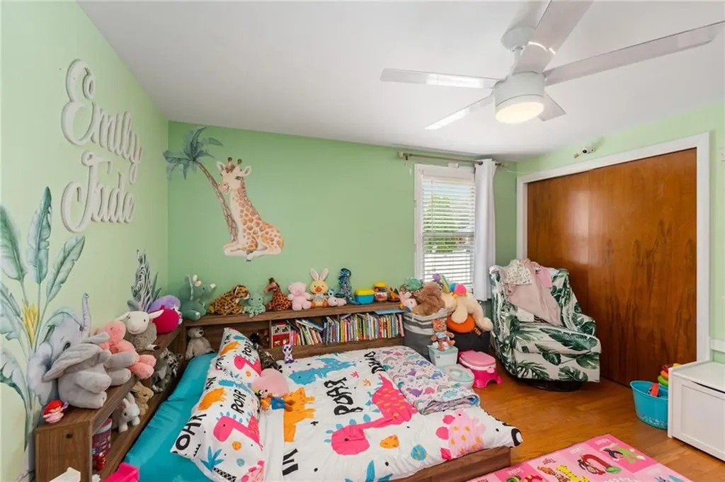 2 Glen Drive Warwick RI 02889