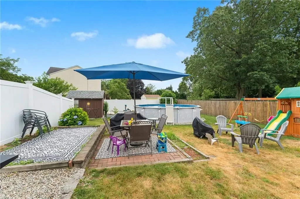 2 Glen Drive Warwick RI 02889