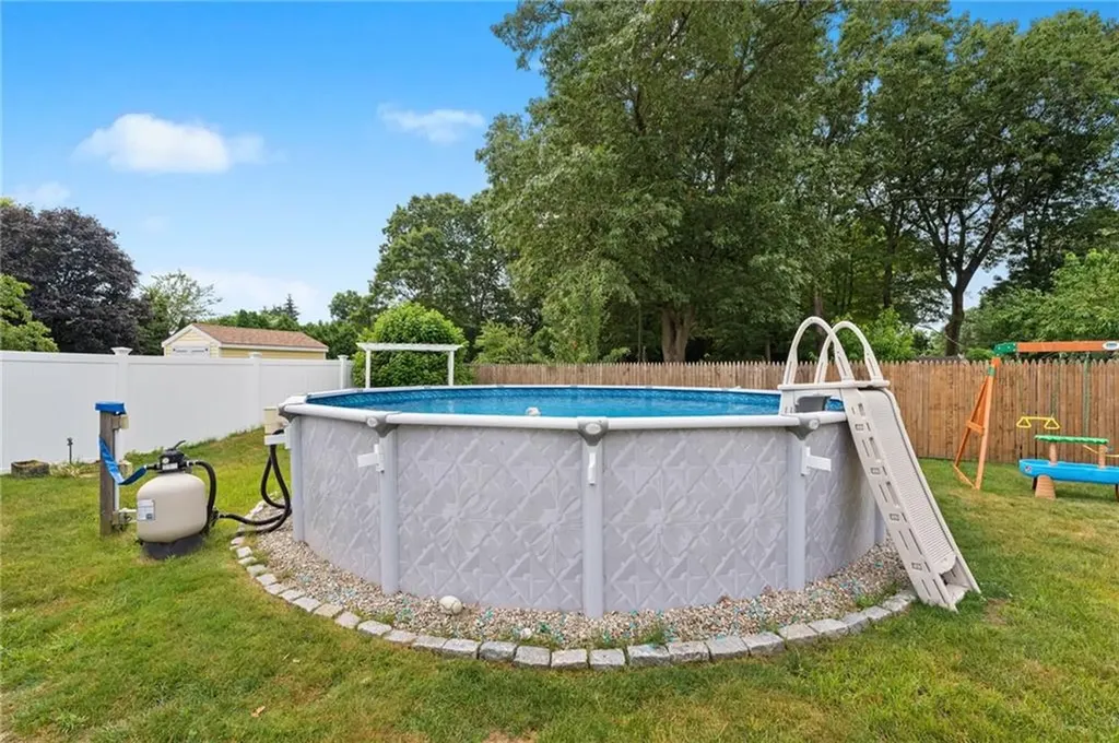 2 Glen Drive Warwick RI 02889