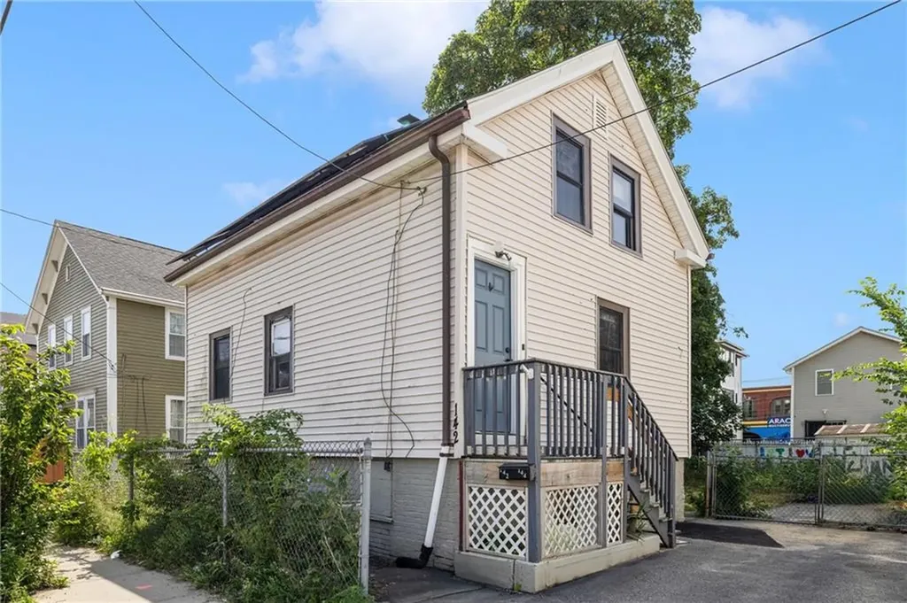 142 Stanwood Street Providence RI 02907