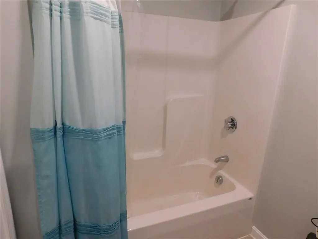 476 Ledge Road Coventry RI 02816