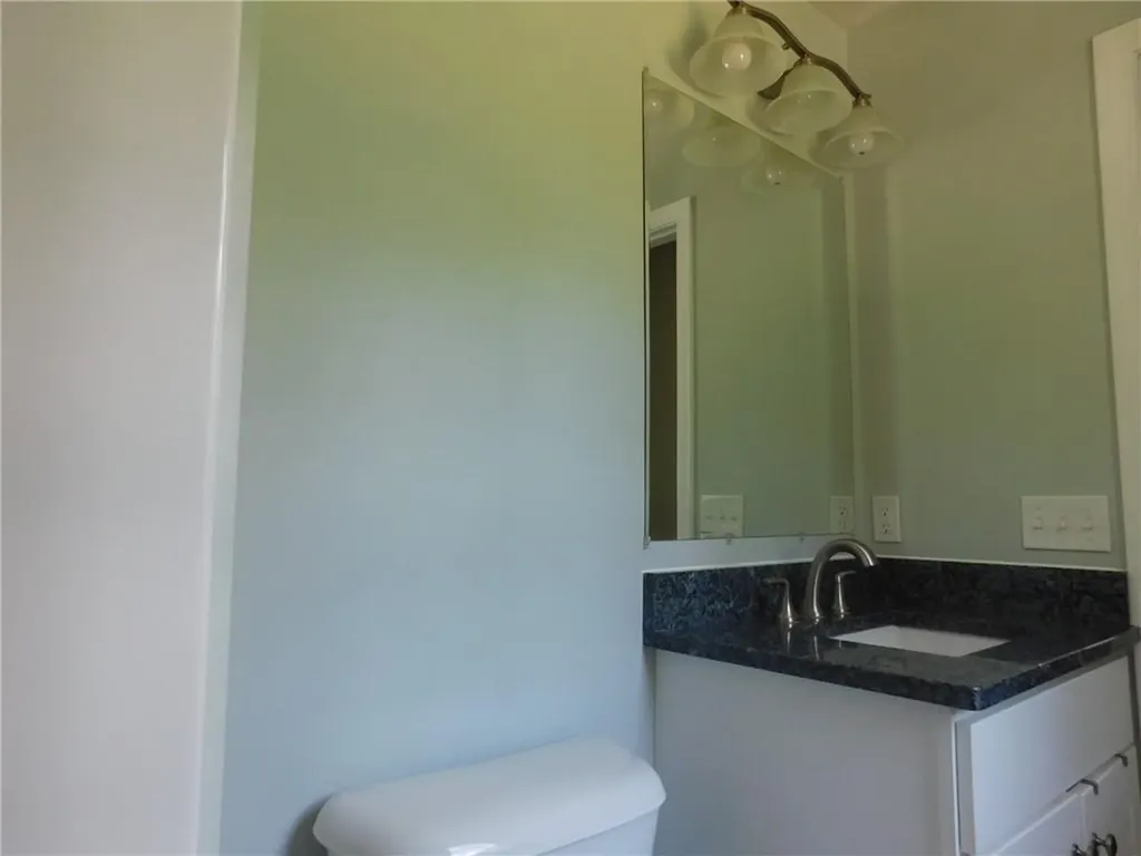 476 Ledge Road Coventry RI 02816