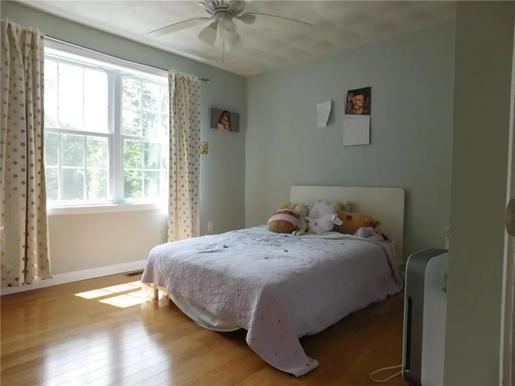 476 Ledge Road Coventry RI 02816