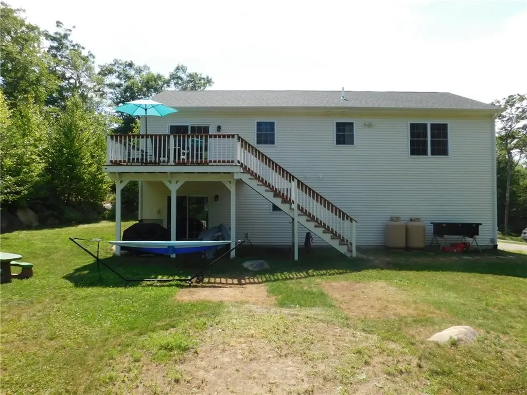 476 Ledge Road Coventry RI 02816
