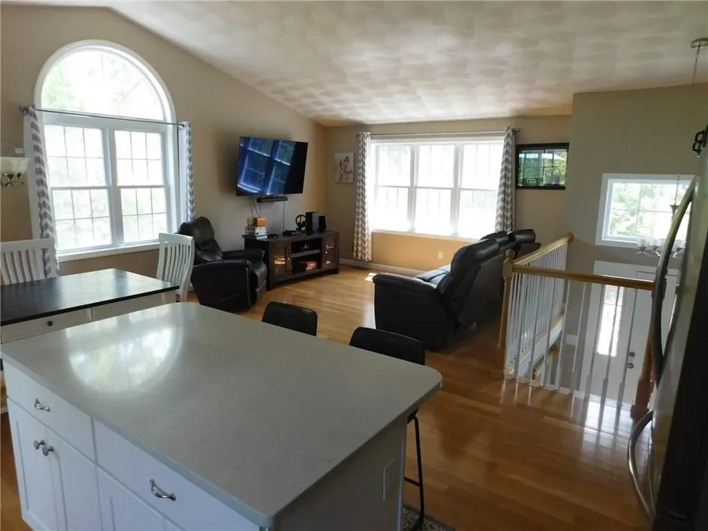 476 Ledge Road Coventry RI 02816
