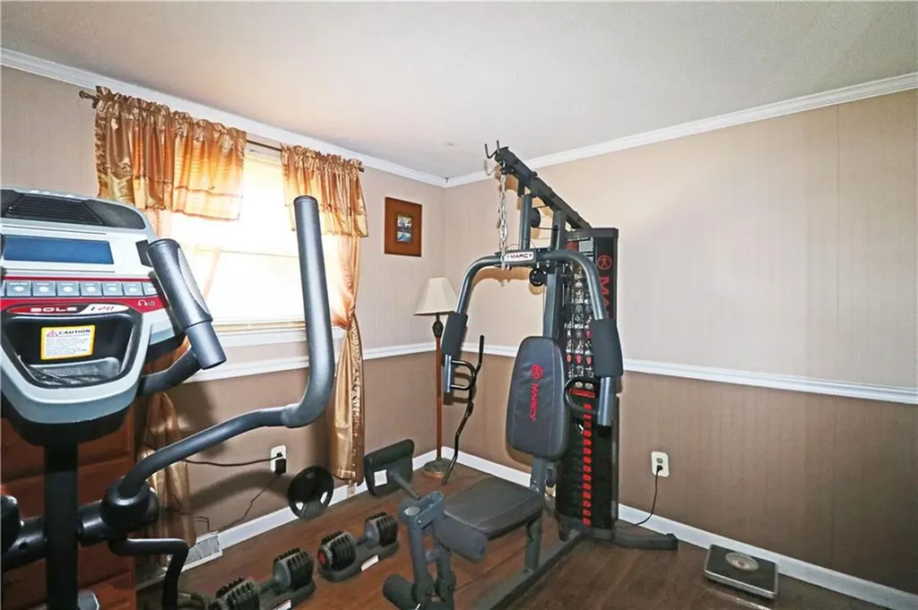 27 Louise Drive Tiverton RI 02878