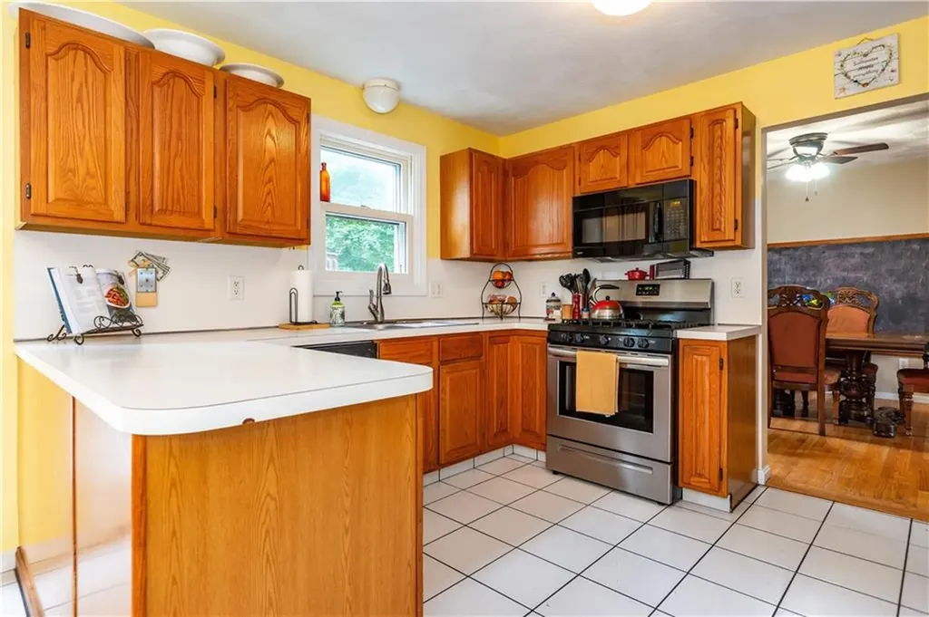 65 Jeri Lynn Circle Warwick RI 02886