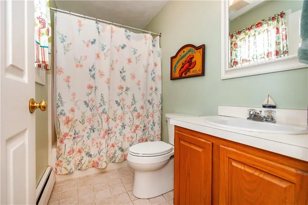 65 Jeri Lynn Circle Warwick RI 02886
