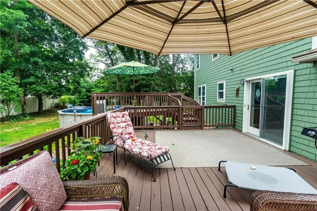 65 Jeri Lynn Circle Warwick RI 02886