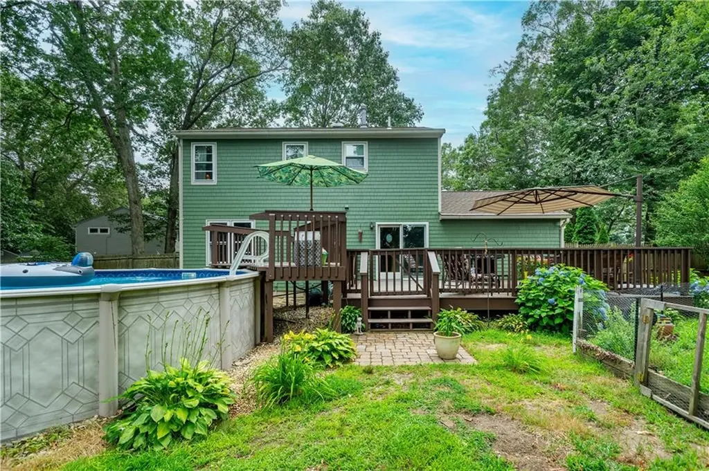 65 Jeri Lynn Circle Warwick RI 02886