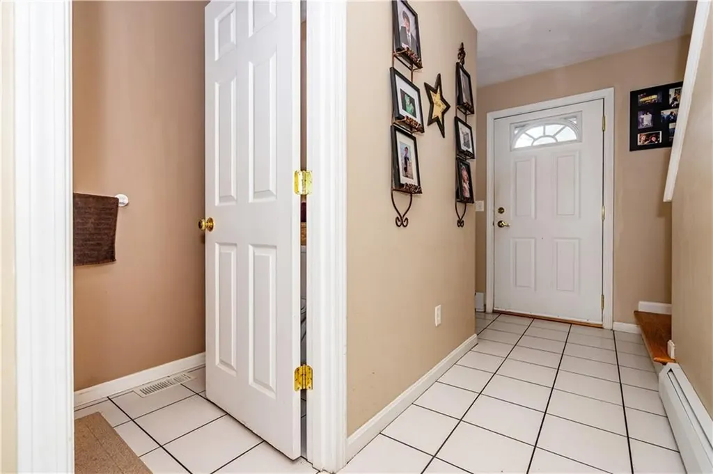 65 Jeri Lynn Circle Warwick RI 02886