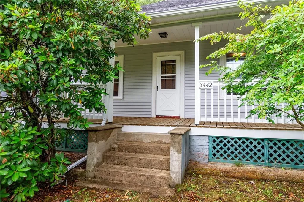 3442 Flat River Road Coventry RI 02816