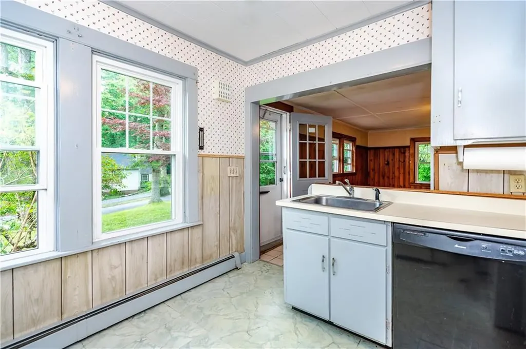 3442 Flat River Road Coventry RI 02816