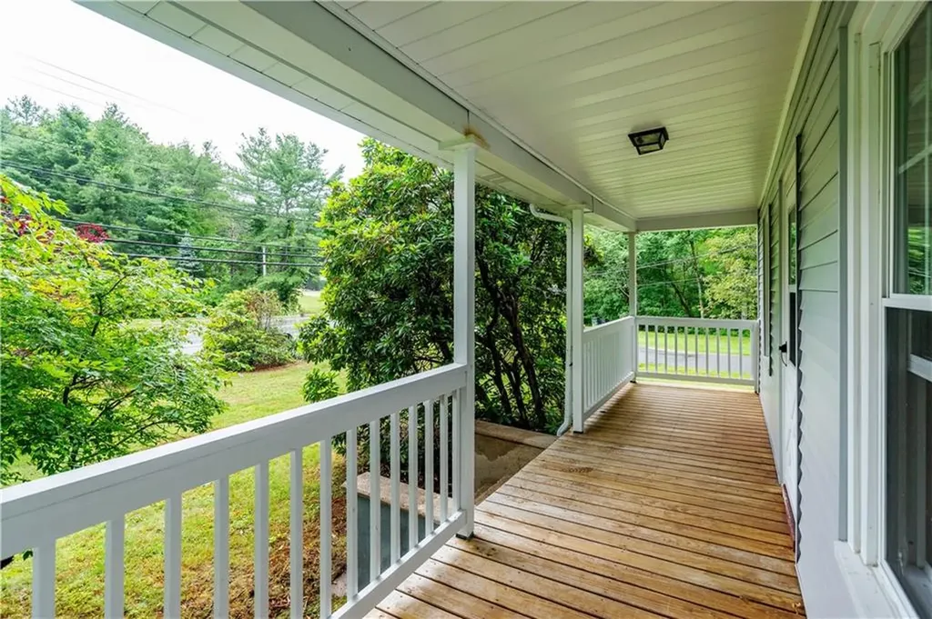 3442 Flat River Road Coventry RI 02816