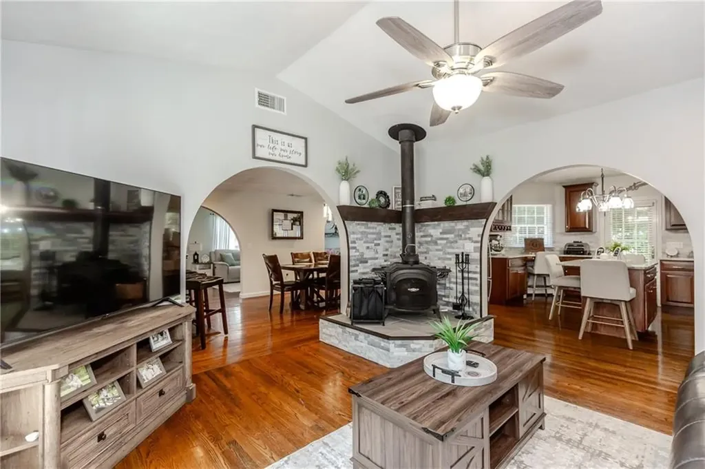 30 Warren Avenue Johnston RI 02919