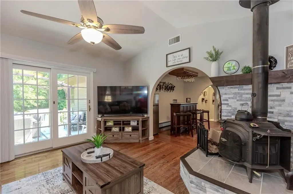 30 Warren Avenue Johnston RI 02919