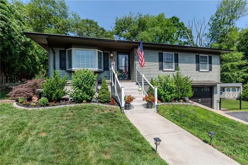 30 Warren Avenue Johnston RI 02919