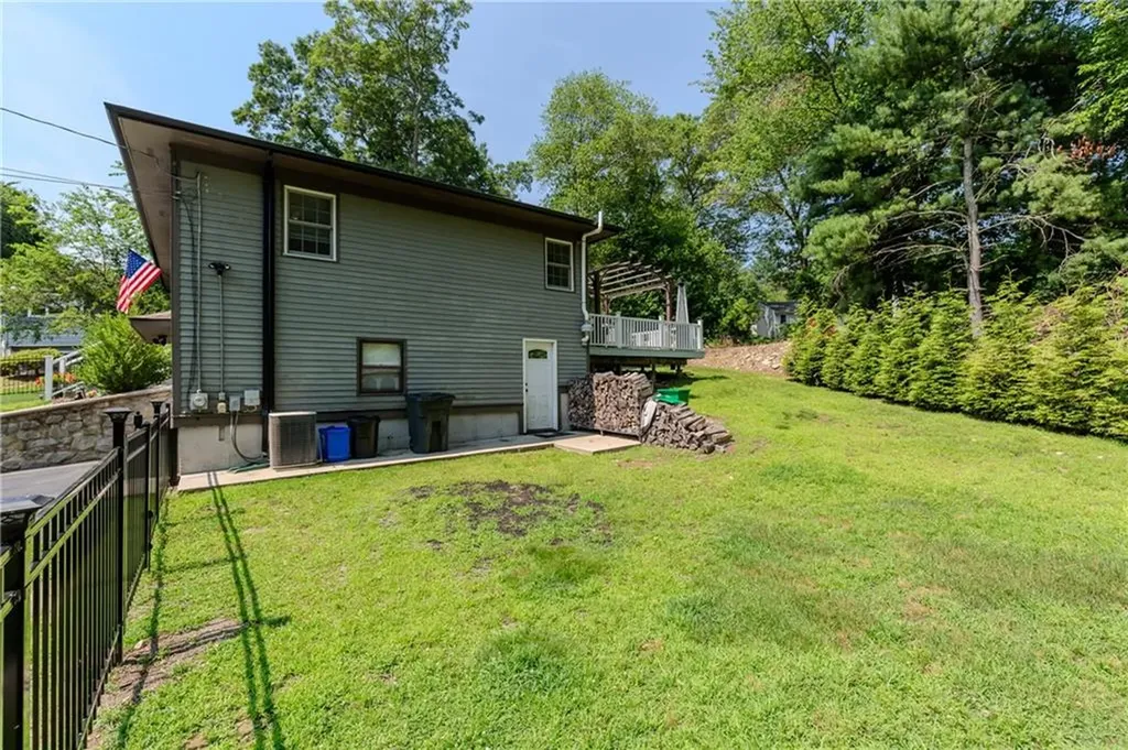 30 Warren Avenue Johnston RI 02919