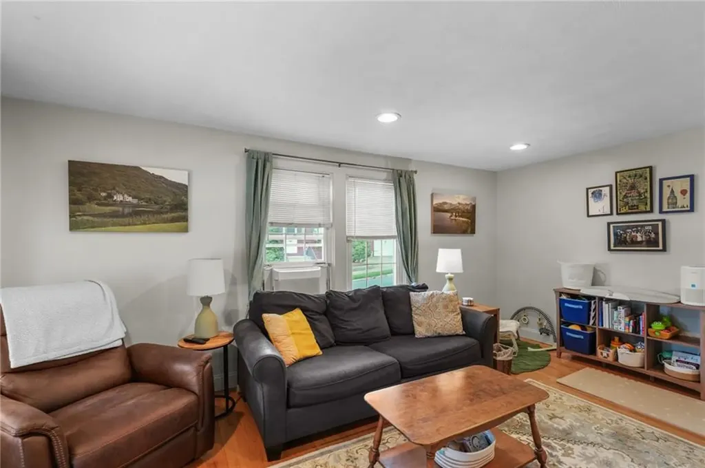 265 Nelson Street Providence RI 02908