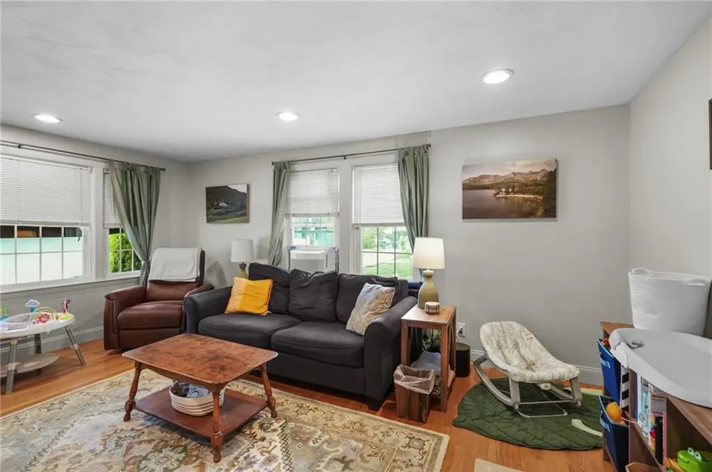 265 Nelson Street Providence RI 02908