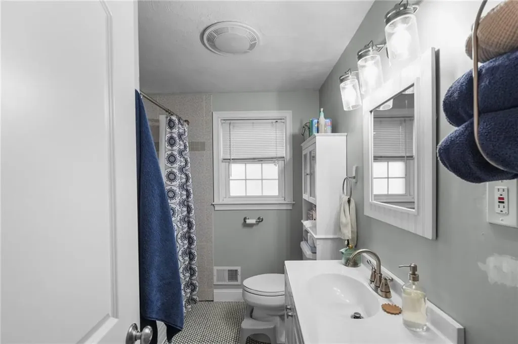 265 Nelson Street Providence RI 02908