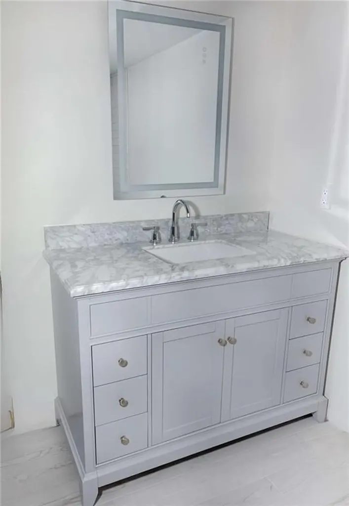 21 Helm Street Jamestown RI 02835