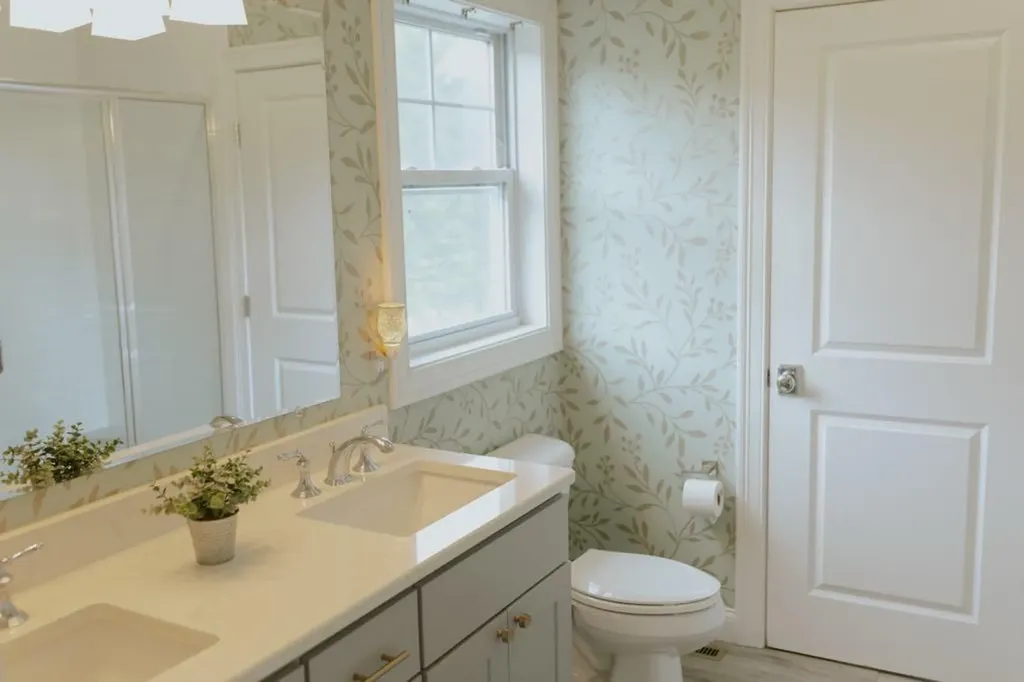 21 Helm Street Jamestown RI 02835