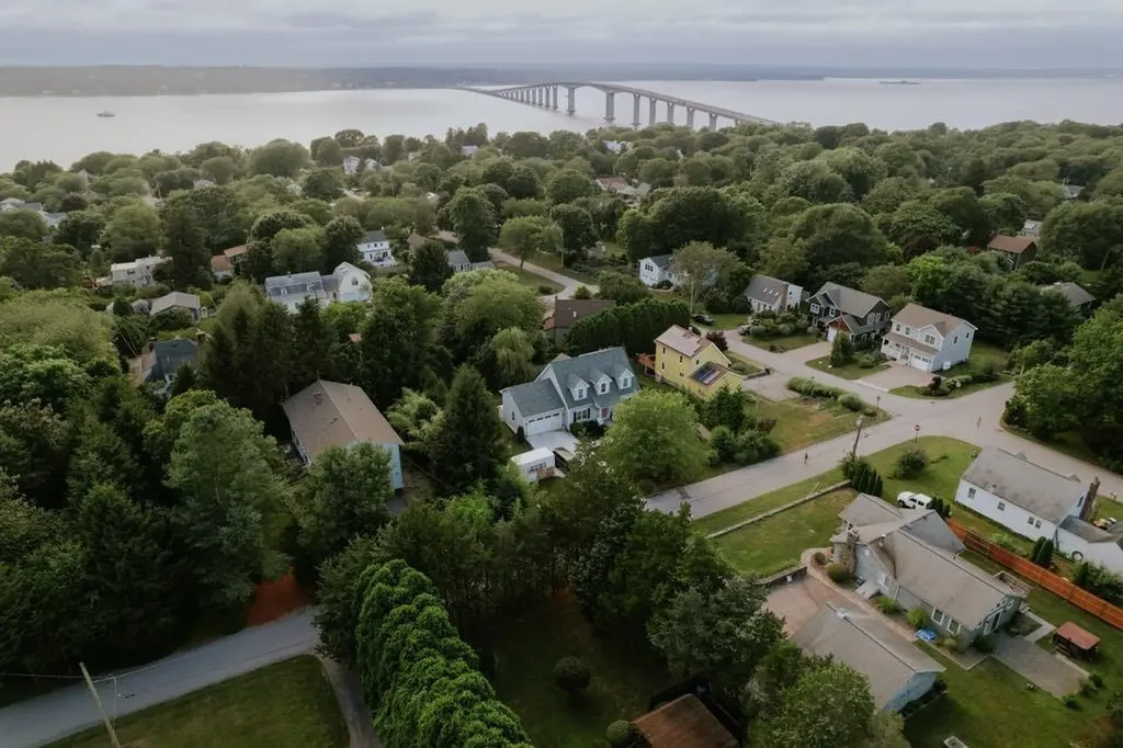 21 Helm Street Jamestown RI 02835