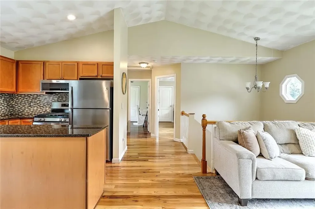 5 Craigie Avenue Johnston RI 02919