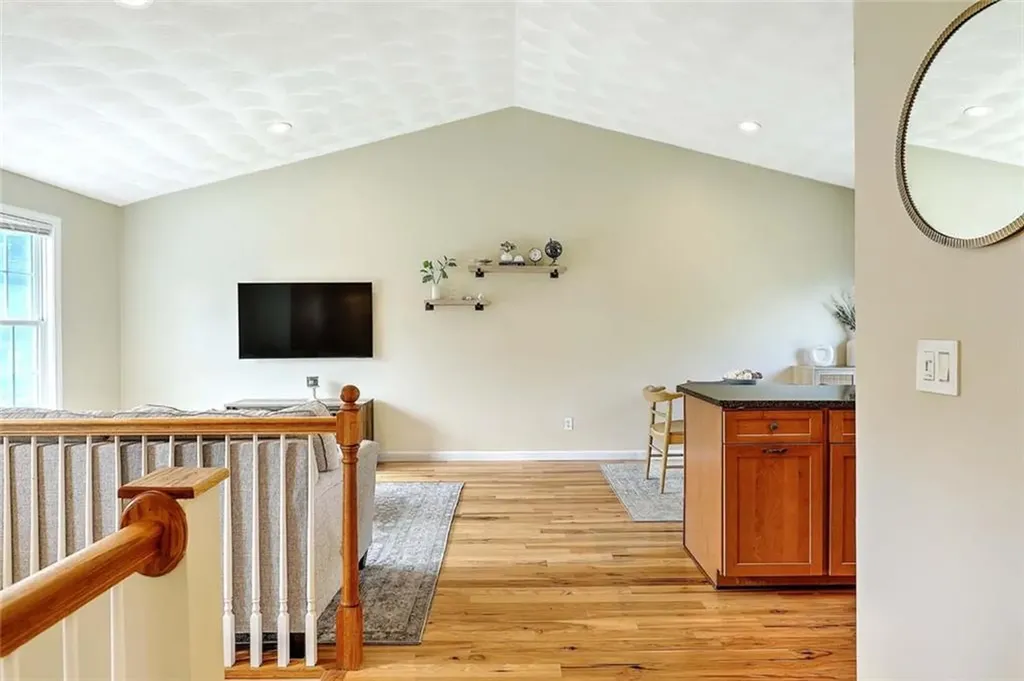 5 Craigie Avenue Johnston RI 02919