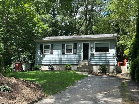 47 Williams Street Lincoln RI 02865