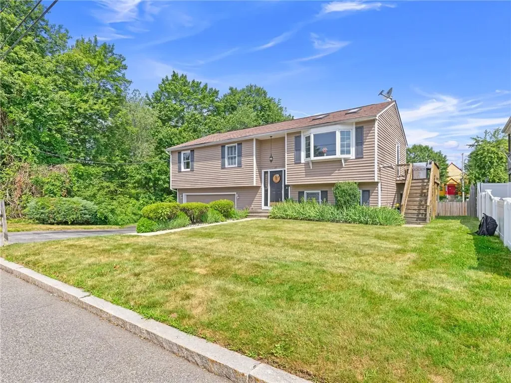 80 Capwell Avenue Woonsocket RI 02895