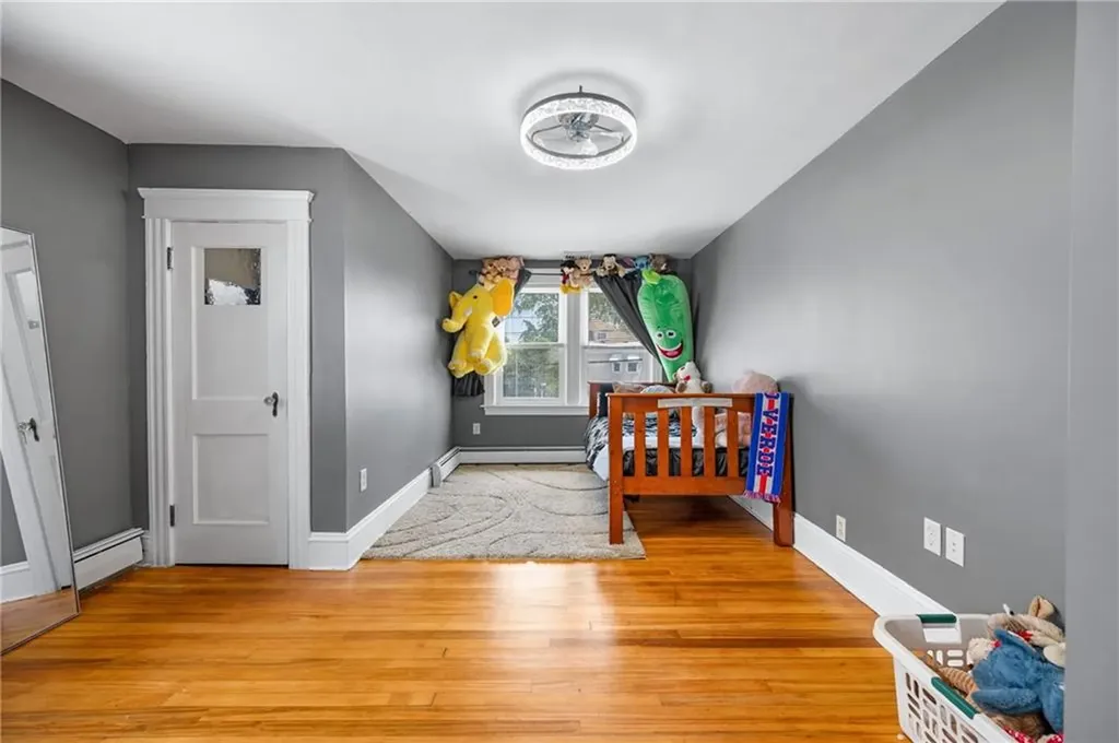 1352 Newport Avenue Pawtucket RI 02861