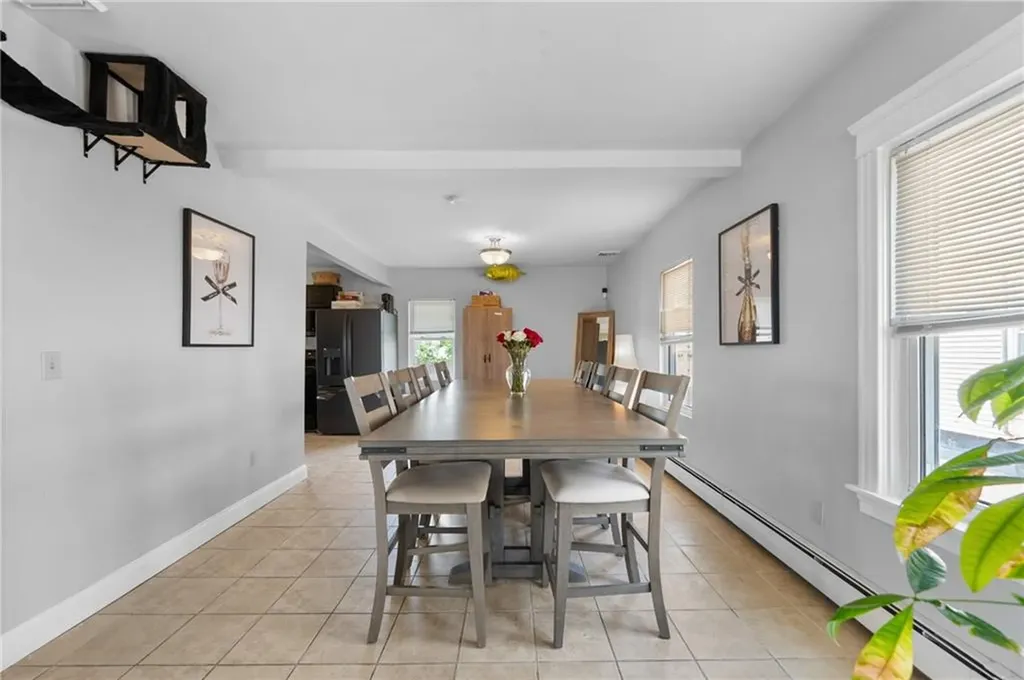 1352 Newport Avenue Pawtucket RI 02861
