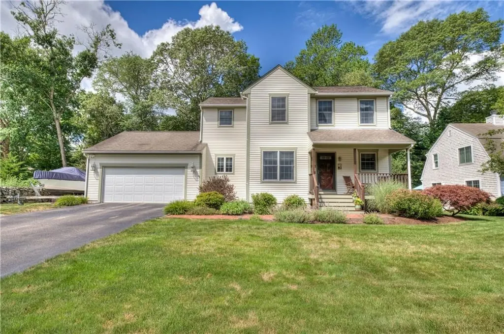 103 Brown's Farm Drive South Kingstown RI 02881