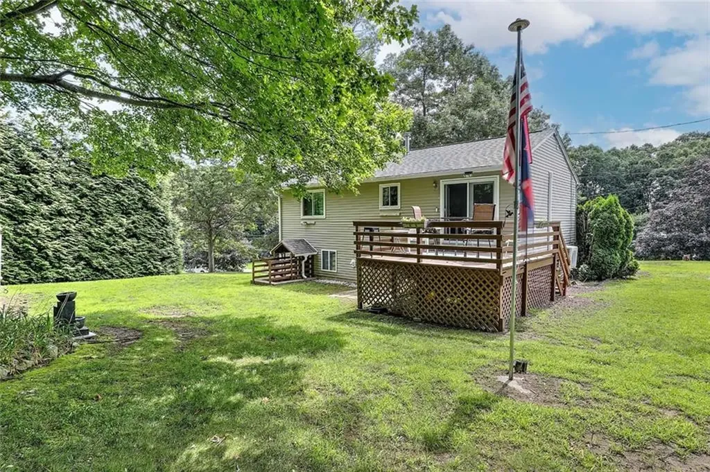 16 Jennifer Lane Coventry RI 02816