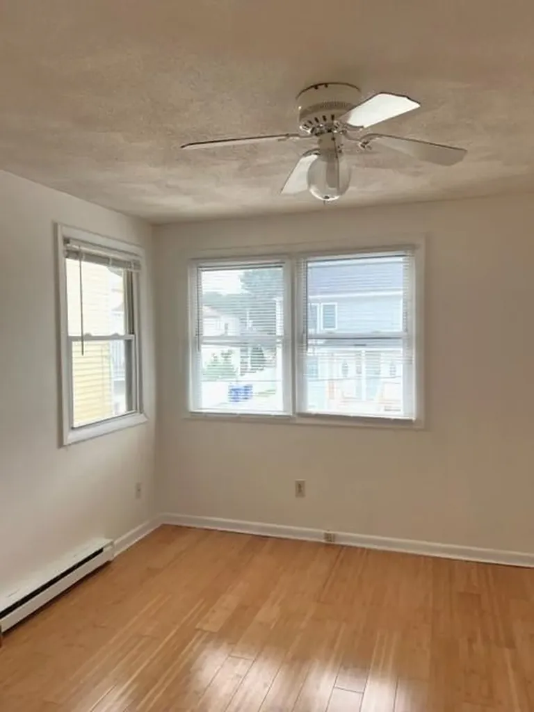 19 17 Klondike Street Providence RI 02909