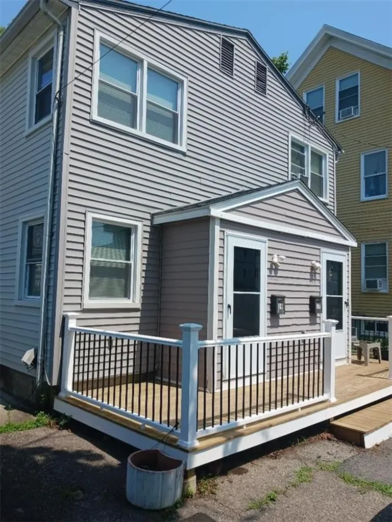 19 17 Klondike Street Providence RI 02909