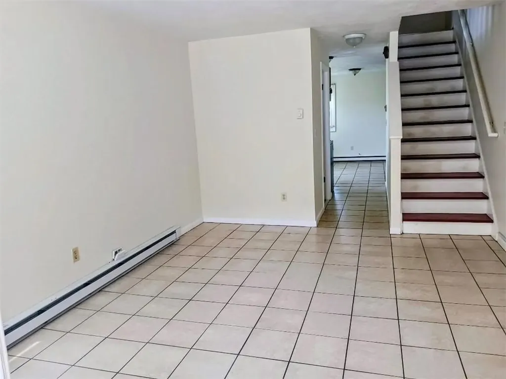 19 17 Klondike Street Providence RI 02909