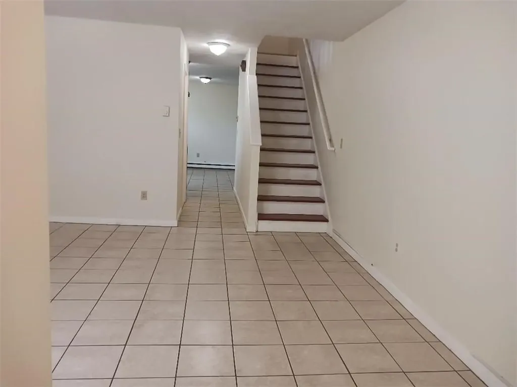 19 17 Klondike Street Providence RI 02909