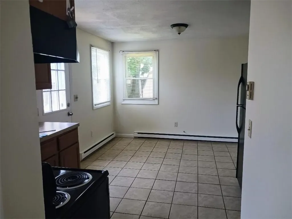 19 17 Klondike Street Providence RI 02909