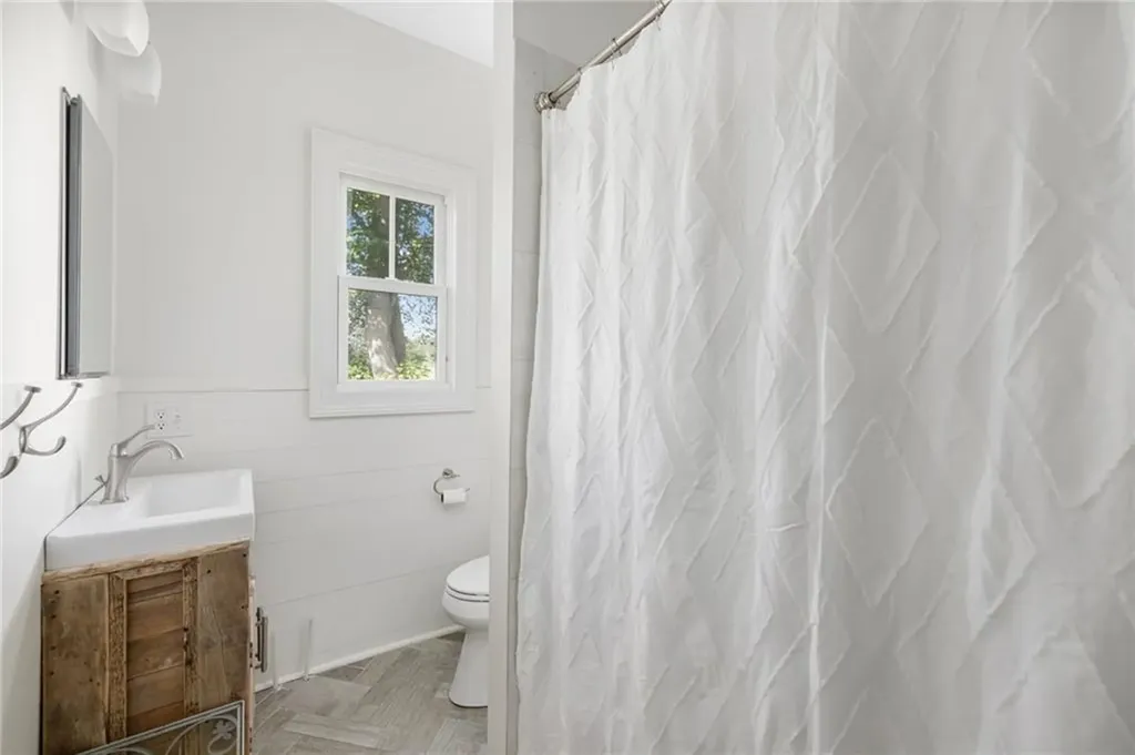 400 Paradise Avenue Middletown RI 02842