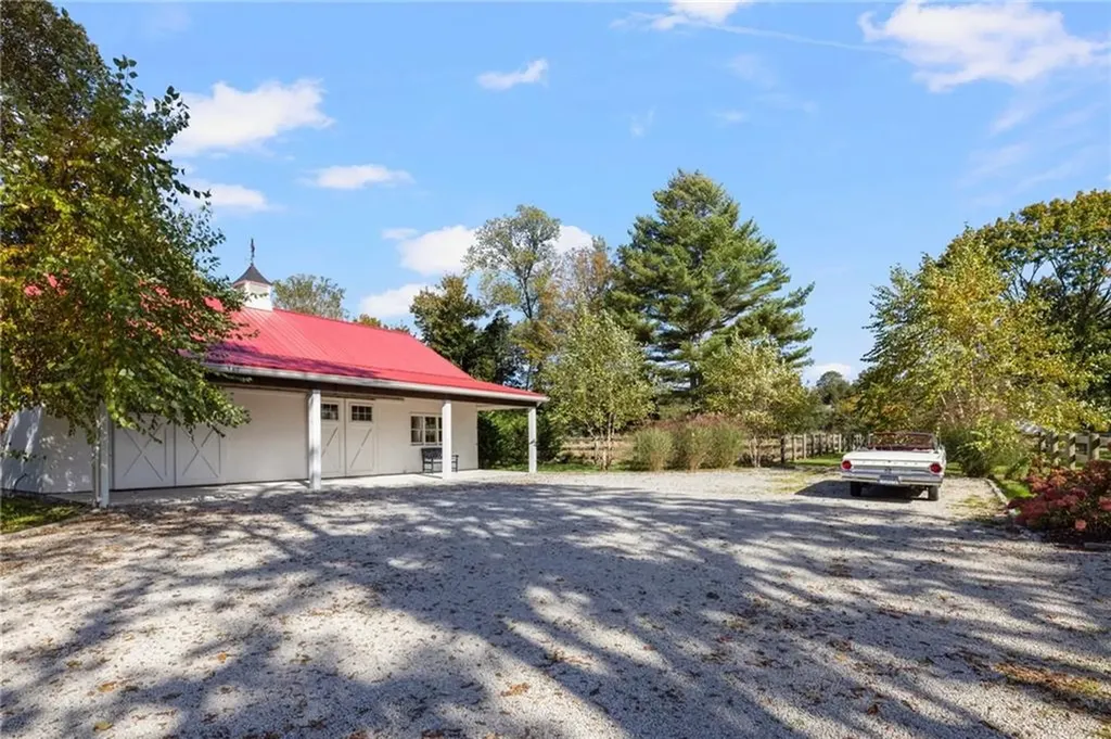 400 Paradise Avenue Middletown RI 02842