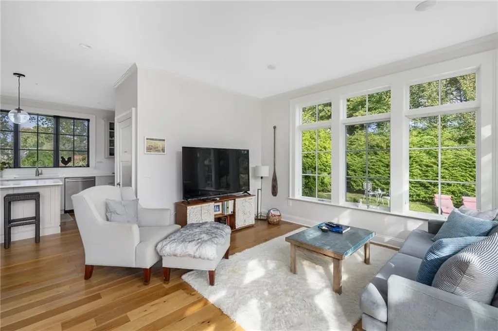400 Paradise Avenue Middletown RI 02842