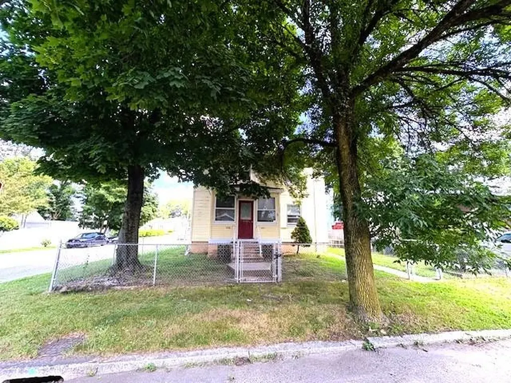 157 159 Ophelia Street Providence RI 02909