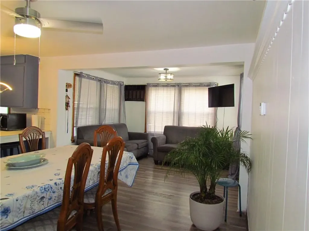 19 Bowlet Street Providence RI 02909