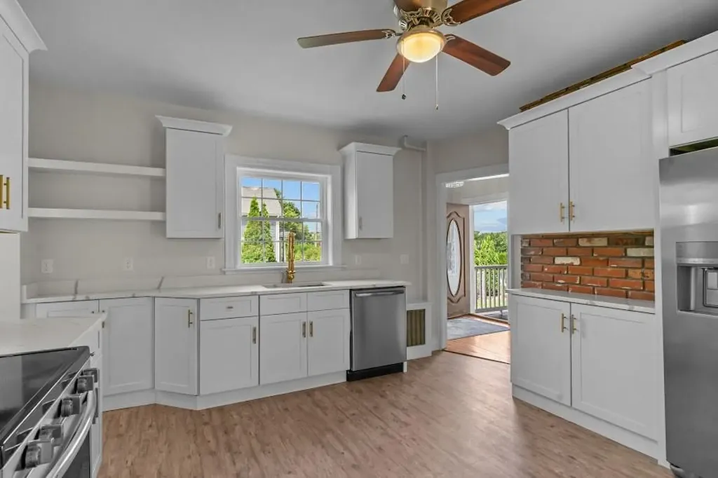 11 Taft Street Coventry RI 02816